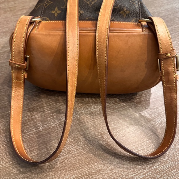 Louis Vuitton Montsouris Backpack - Picture 3 of 11